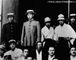 熊本中学校時代(後列左から2人目)