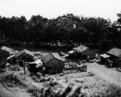 三保校舎一角の職員住宅